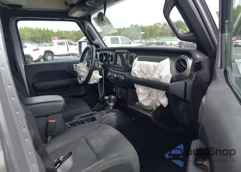 2019 Jeep Wrangler Unlimited Sahara 4X4 z USA, uszkodzony, nr VIN 1C4HJXEN0KW596045